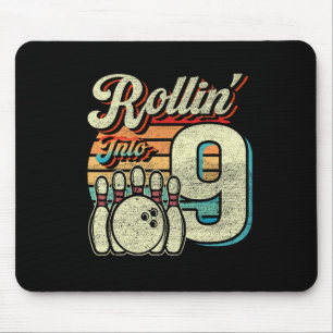Mousepad Entrando na Festa de Aniversário de Boliche de 9 A