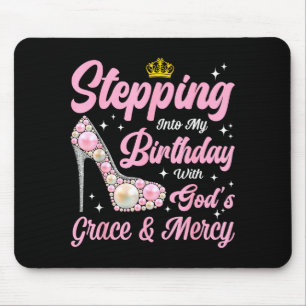 Mousepad Entrando nos meus saltos altos de aniversário mulh