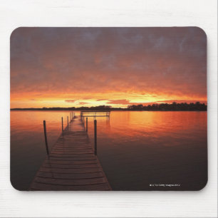 Mousepad Entre no por do sol no lago Minnetonka, manganês