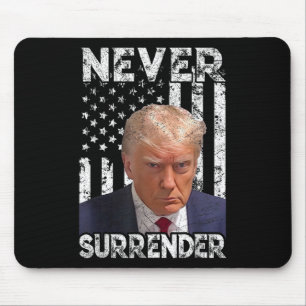 Mousepad Entregue Trump Mug Shot 2024 American Flag Women