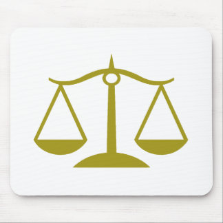 Mousepad Escalas de justiça - ouro