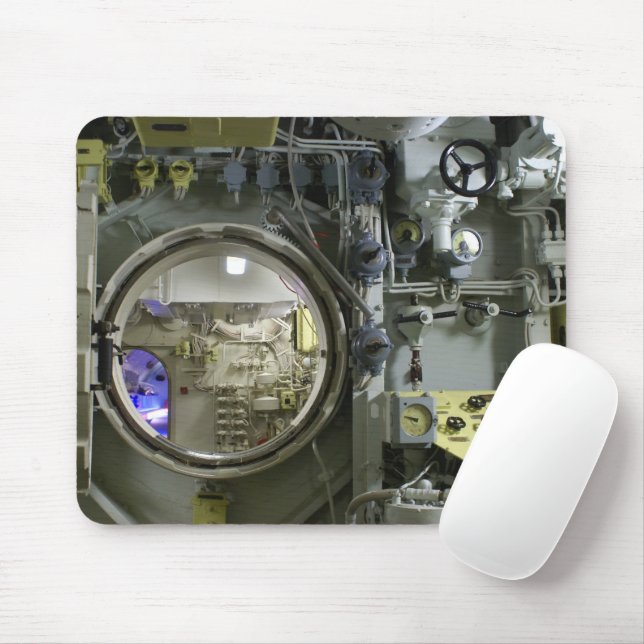 Mousepad escotilha de um antigo submarino retrô (Com mouse)