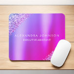 Mousepad Escritório do Office com Brilho Rosa Roxo<br><div class="desc">Mousepad (Mouse Pad) Metalógico de Folha Mínima de Folha Mole Rosa Púrpura Faux Sparkle Glitter (Mouse Pad) com tipografia branca e escrita para o monograma. O design Rosa Dourado Girly Business pode ser personalizado com seu nome. Entre em contato com o designer para obter itens correspondentes personalizados.</div>