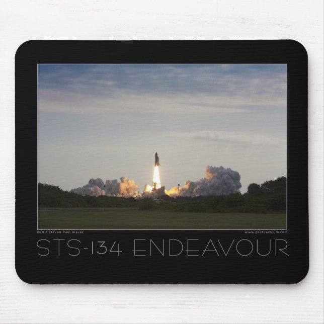 Mousepad Esforço do vaivém espacial STS-134 (Frente)