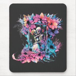 Mousepad Esqueletos apaixonados. Um buquê de flores.