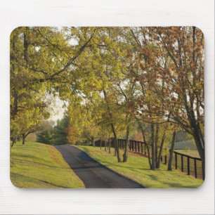 Mousepad Estrada rural pela região de Bluegrass, Kentucky 