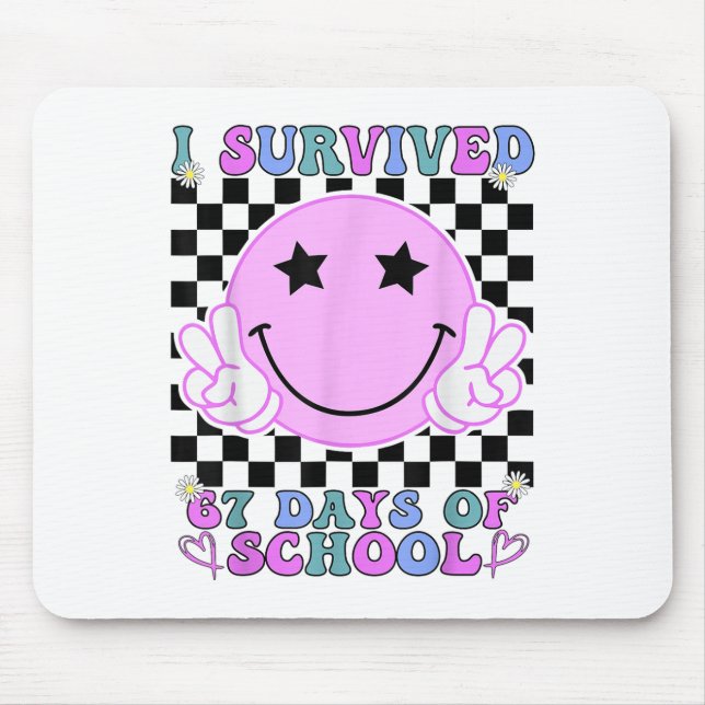 Mousepad Eu Sobrevivi a 67 Dias de Escola Engraçado 67 Meme (Frente)