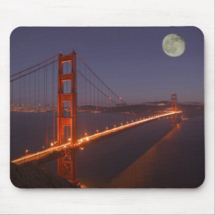 Mousepad EUA, Califórnia, Marin. Nascer da lua sobre o