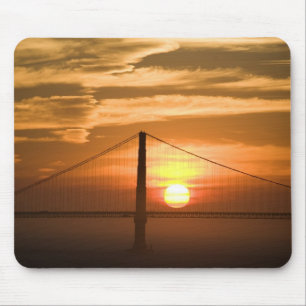Mousepad EUA. Califórnia. São Francisco. Sol se pondo