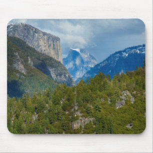 Mousepad EUA, Califórnia. Vista do Half Dome em Yosemite