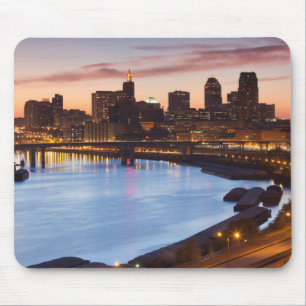 Mousepad EUA, Minnesota, Minneapolis, Rua. Paul 2