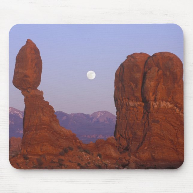 Mousepad EUA, Utah, Arches NP, Ascensão de Lua Completa em (Frente)