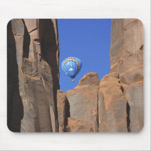 Mousepad EUA, Utah, Monument Valley. Um arco-íris com ar qu