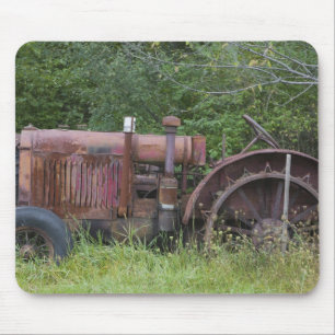 Mousepad EUA, Vermont, MANCHESTER: Trator de fazenda antigo