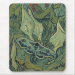Mousepad Excelente Peacock Moth por Vincent van Gogh<br><div class="desc">O excelente Peacock Moth (1889), de Vincent van Gogh, é uma pintura típica de arte fina e apos impressionismo de vida. Um inseto, o Imperador Mama, em um jardim de primavera com flores de Calla Lily e outras plantas. Sobre o artista: Vincent Willem van Gogh (1853-1890) foi um pintor Impressionista...</div>