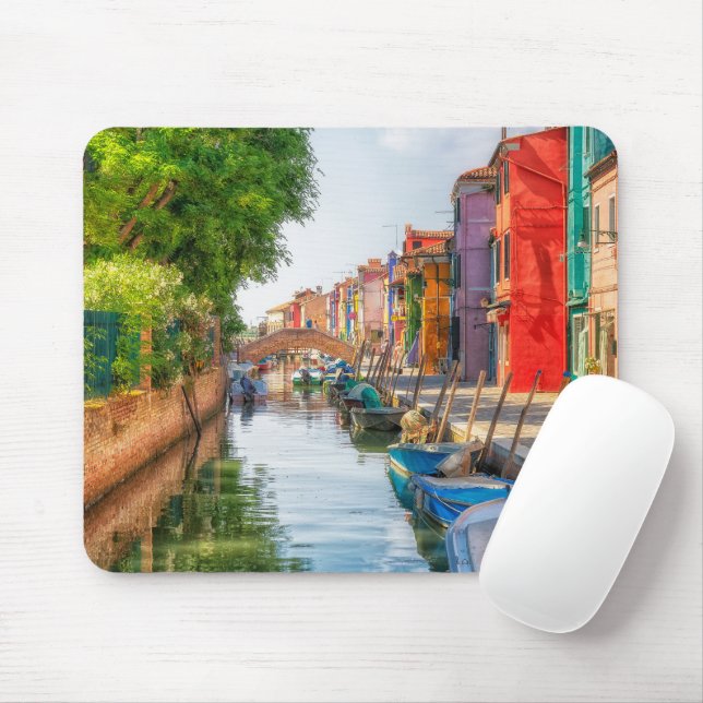 Mousepad Explore the Vibrant Charm of Burano (Com mouse)