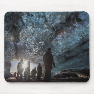 Mousepad Explosão de Sol em Pessoas na Caverna de Gelo