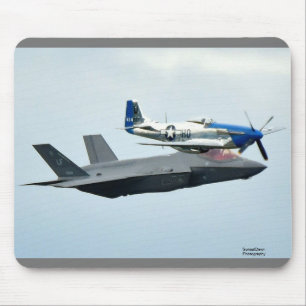 Mousepad F-35 Jato de caça com o P-51 Mustang