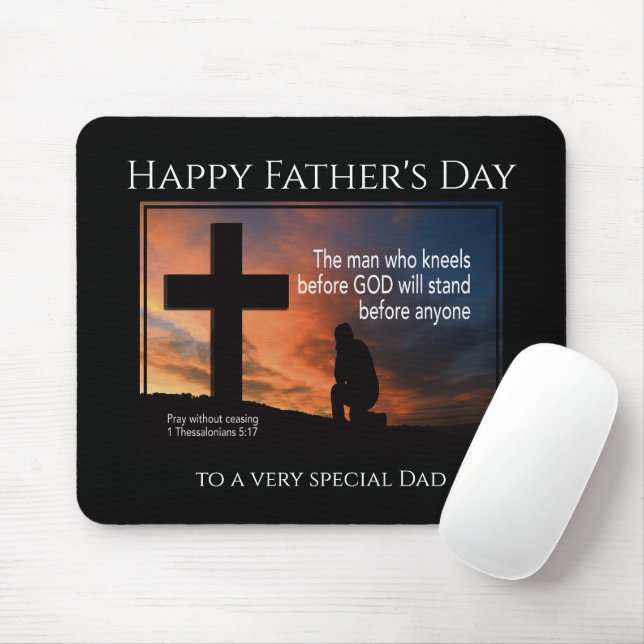Mousepad Feliz Dia de os pais que se ajoelha diante de Deus (Com mouse)