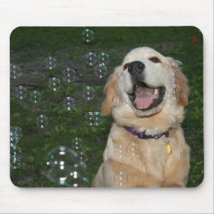 Mousepad Filhote de cachorro do golden retriever com bolhas