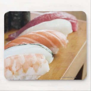 Mousepad Fim-acima do sushi em uma mesa