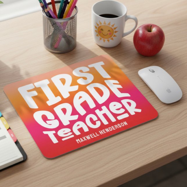 Mousepad First Grade Teacher Text Design Orange Red Ombre (Criador carregado)