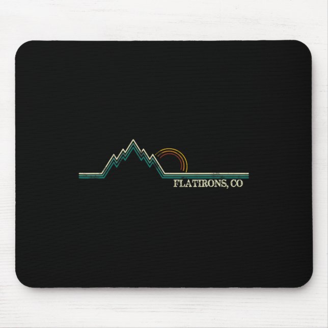 Mousepad Flatirons Colorado Retro Montanhismo Verão  (Frente)