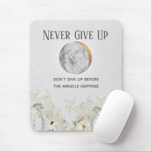 Mousepad flor selvagem com a Lua e a Cotação Motivação do O