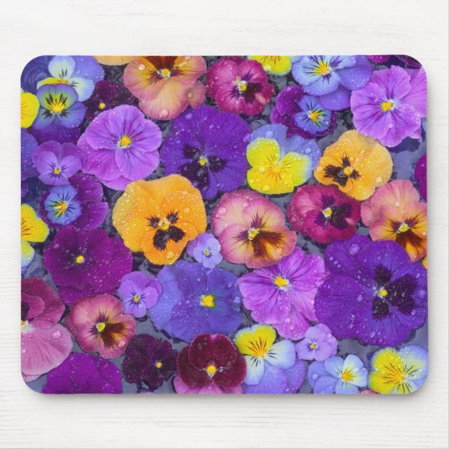 Mousepad Flores de amor-perfeito flutuando em banho de páss (Frente)
