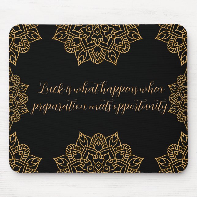 Mousepad Flores Douradas de Mandala com padrão preto (Frente)