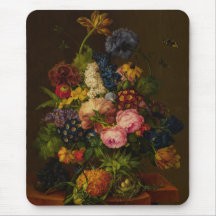 Flores e ananás em uma Entablatação