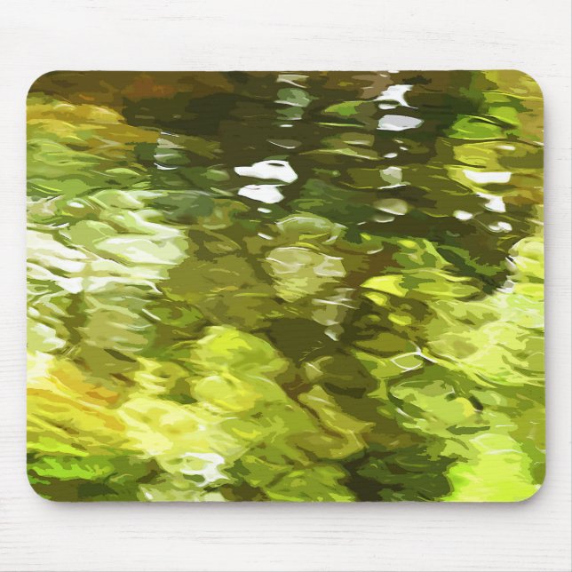 Mousepad Folhas de Árvore Verde Refletidas na Água (Frente)