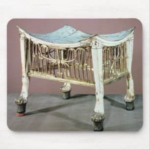 Mousepad Footstool usado pelo criança-rei no início