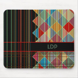 Mousepad Formas de Triângulo Listrado com Iniciais em Preto