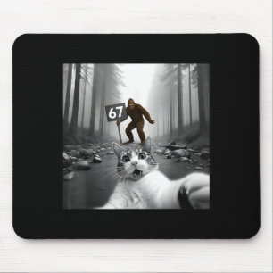 Mousepad Foto Engraçada de Gato com Bigfoot 67 Meme Me