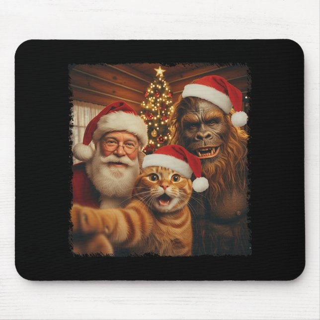 Mousepad Foto Engraçada de Gato com Sasquatch e Papai Noel  (Frente)