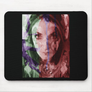 Mousepad Fotografia Filtrada Retrato de Mulher Pintora