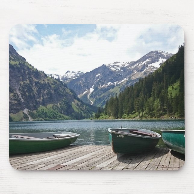 Mousepad Fotografia Tranquil Alpino Lake and Boats (Frente)