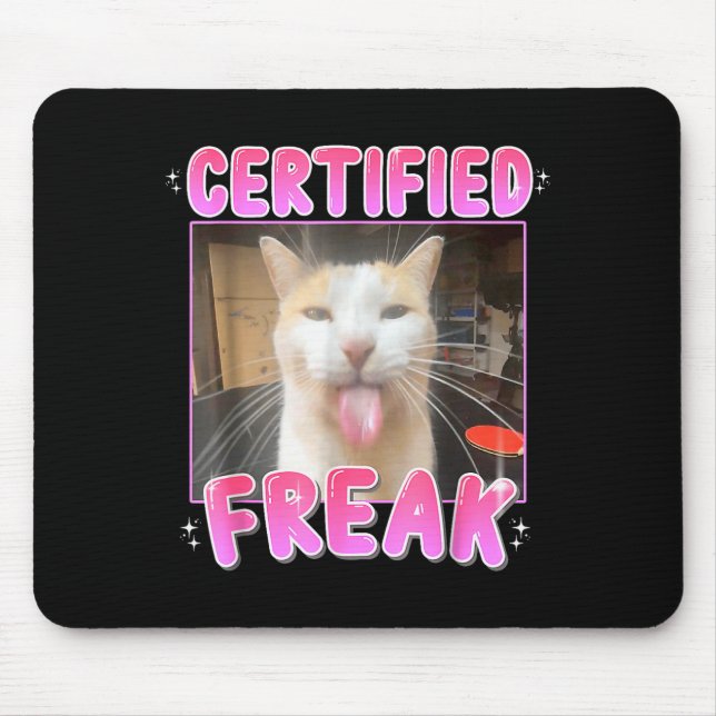 Mousepad Funny Cat Lover Certified Freak Eat Cement Cursed  (Frente)