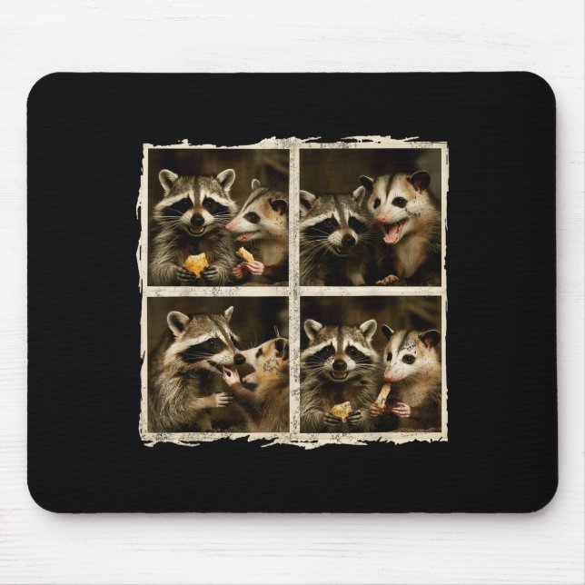 Mousepad Funny Ssum And Raccoon Photobooth Selfie Trash Fer (Frente)