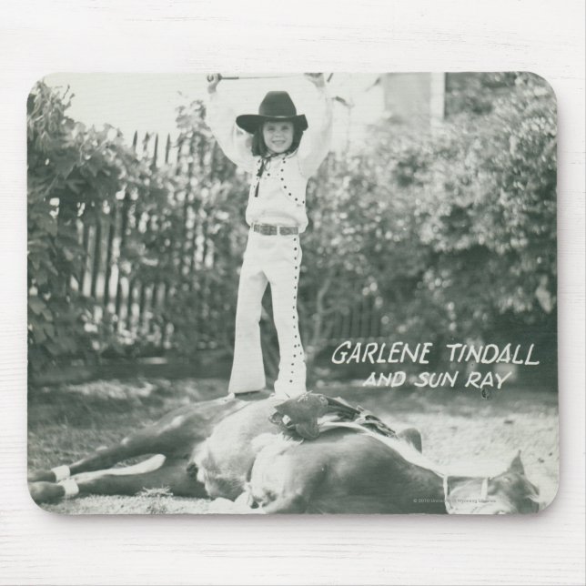 Mousepad Garlene Tindall que está em um cavalo do truque (Frente)