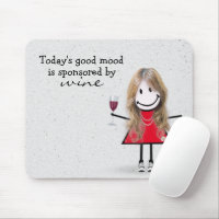 Garota com vinho e tênis