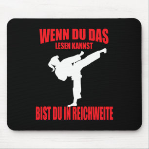 Mousepad Garota engraçada de caratê kickboxing taekwondo