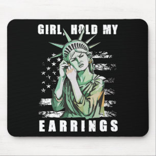 Mousepad Garota Retrô Segura Meus Ouvidos Anti-Trump Políti