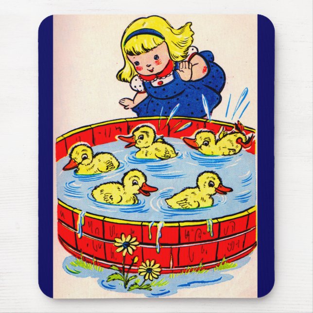 Mousepad garotinha bonitinha com piscina de filhotes (Frente)