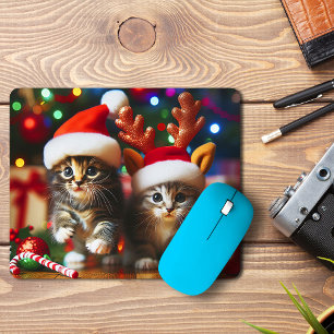 Mousepad Gatinhos bonitos com Papai Noel e chapéus de rena