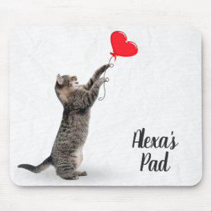 Mousepad gato com balão de coração