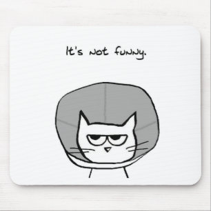 Mousepad Gato irritado e o cone da vergonha