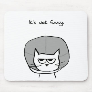 Mousepad Gato irritado e o cone da vergonha