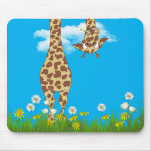Mousepad girafa bonita na grama e flores